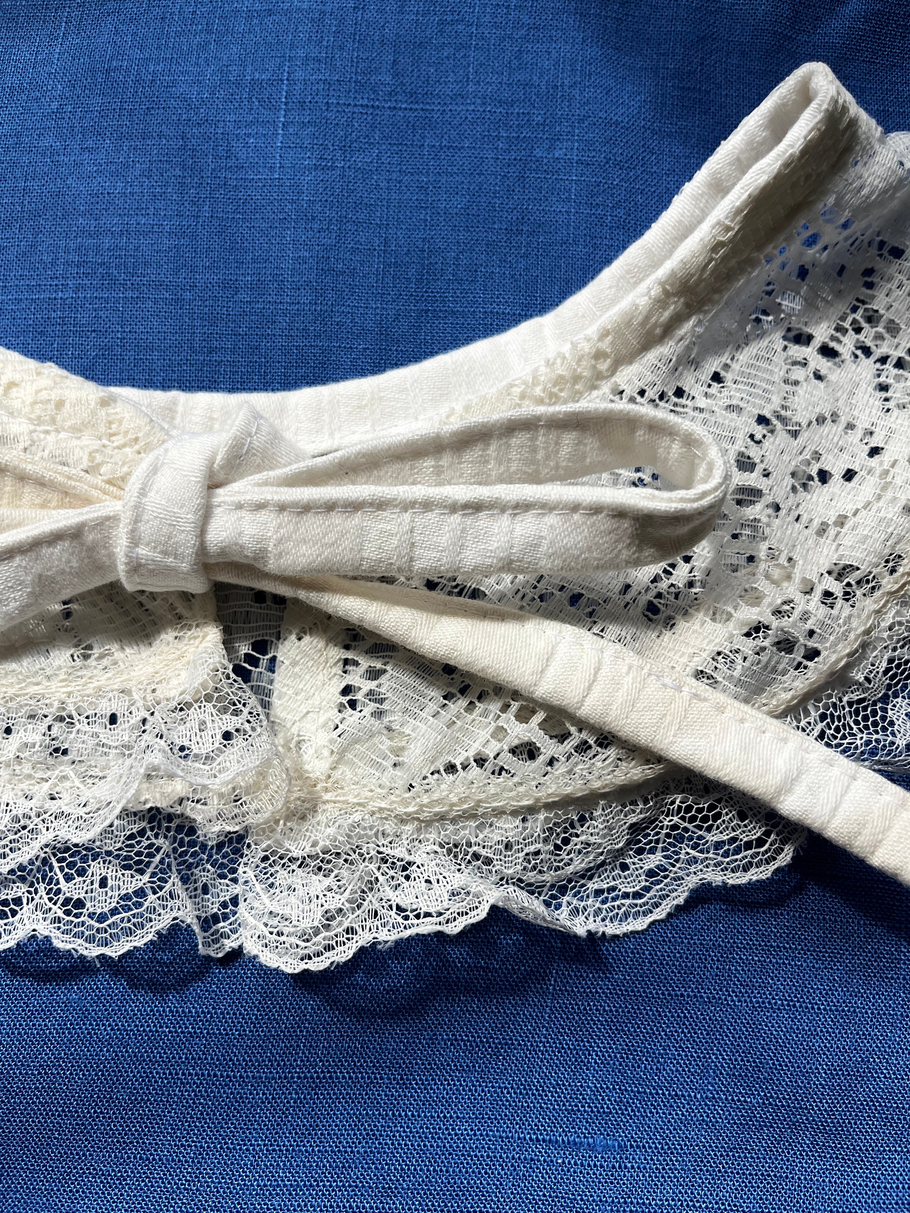 The "Ellie" Lace Pet Collar (L)