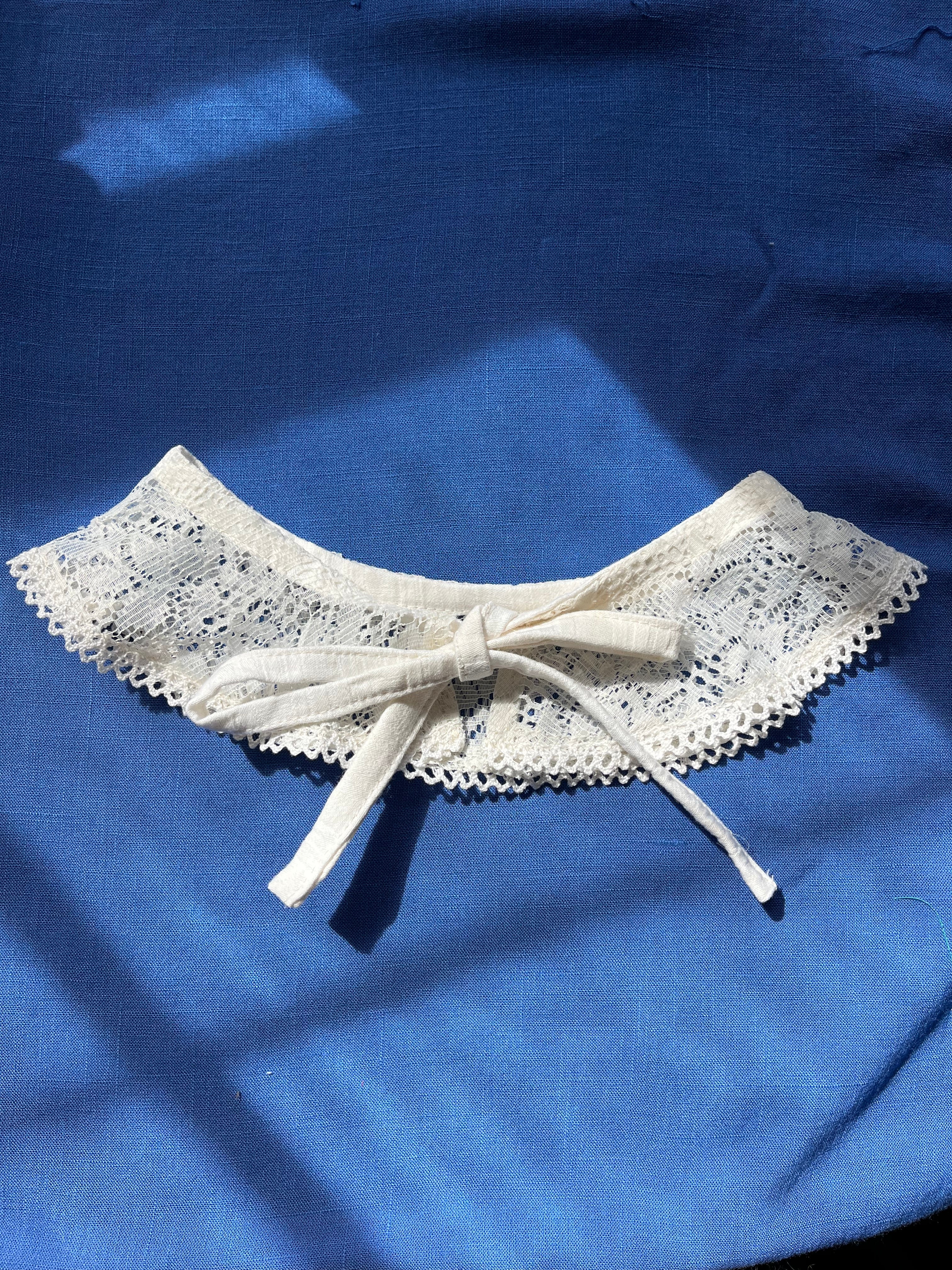 The "Sailor" Lace Pet Collar (M)