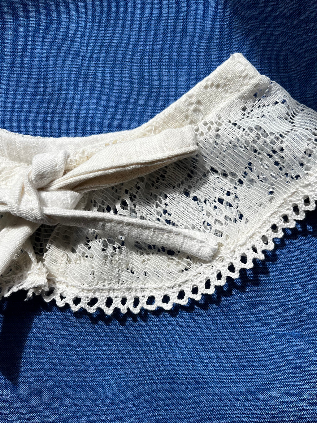 The "Oliver" Lace Pet Collar (S)