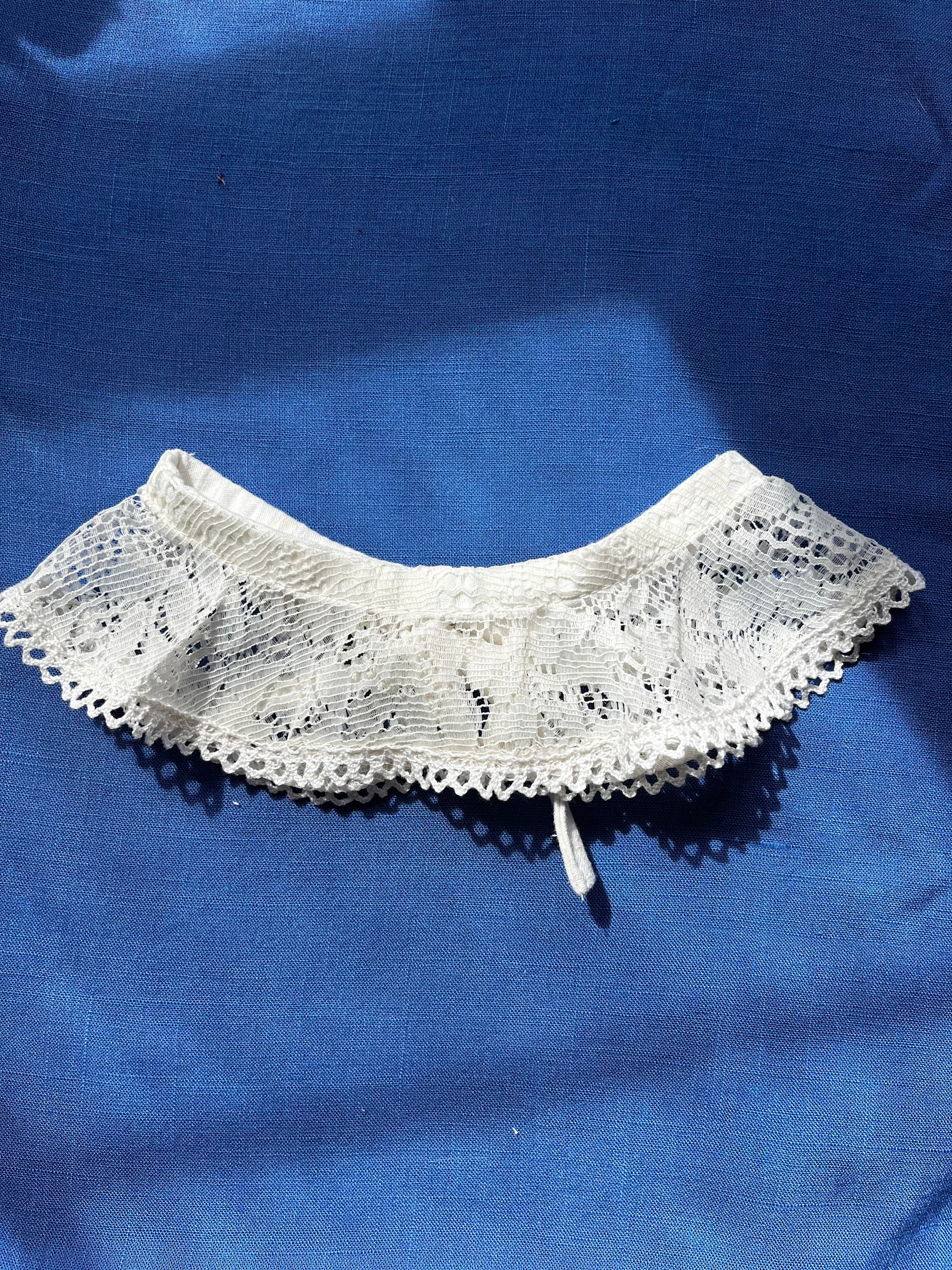 The "Oliver" Lace Pet Collar (S)