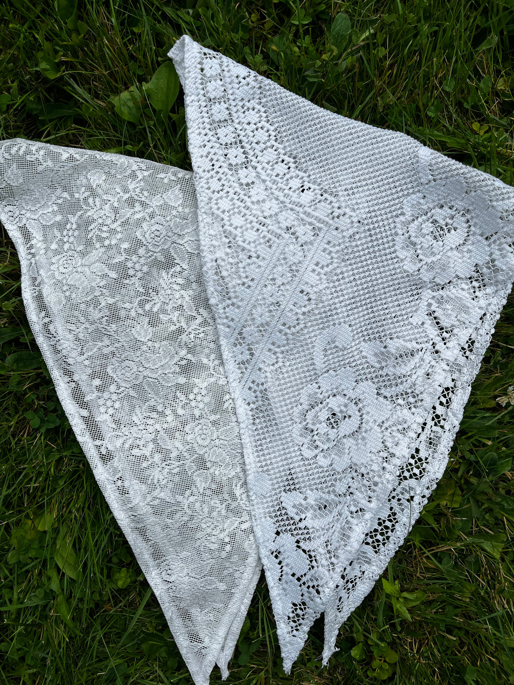 White Floral Lace Bandana