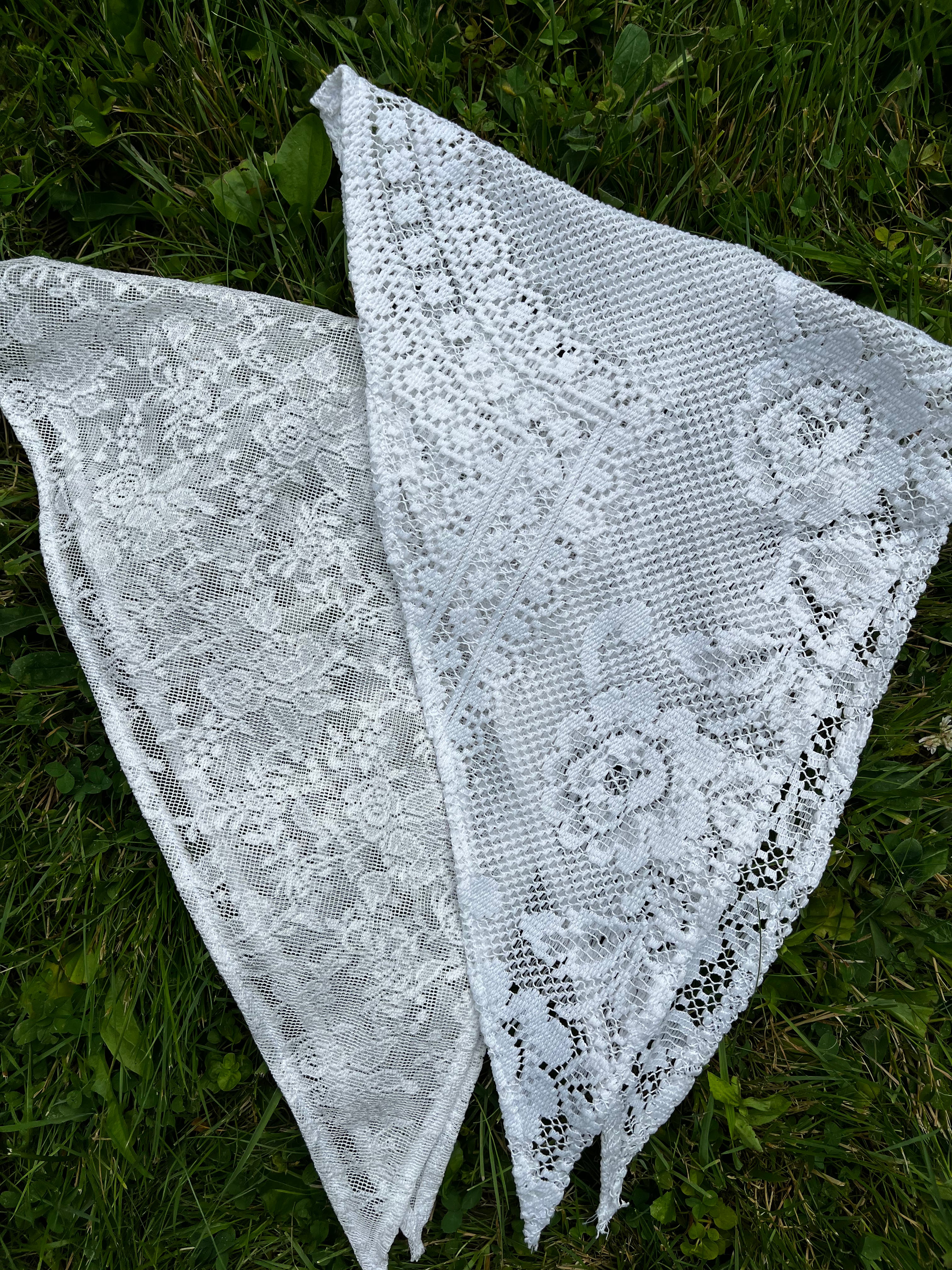 White Floral Lace Bandana